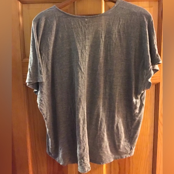 Loft Twist Tie Shirt - Picture 4 of 10